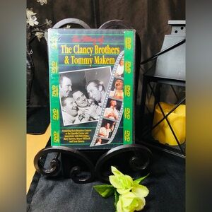 The Clancy Brothers & Tommy Makem DVD - Green Cover